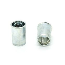 Inserti Filettati in Acciaio Testa Ridotta a Filo con corpo Cilindrico zigrinato M8 grip da 3.0-4.5mm - Box da 250 pezzi