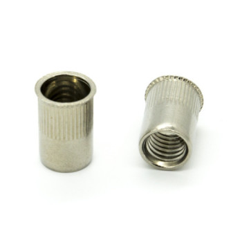Inserti Filettati in Inox A2 Testa Ridotta a Filo con corpo Cilindrico zigrinato M5 grip da 3.1-4.0mm - Box da 500 pezzi